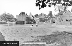 The Village c.1960, Barton-Le-Clay