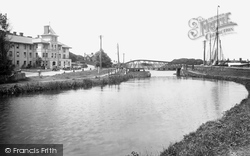 Falcon Hotel And Canal 1920, Bude