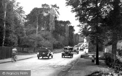 Portsmouth Road 1931, Cobham