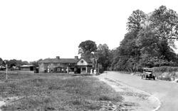 Mousehill Green 1927, Milford