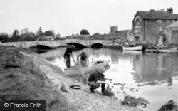 Salmon Fishing 1957, Wareham